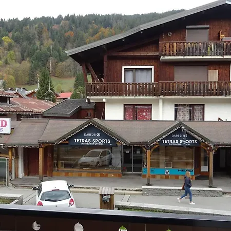 Cosy, Lumineux Au Centre Des Gets, 4 Pers, Balcon, Proche Pistes